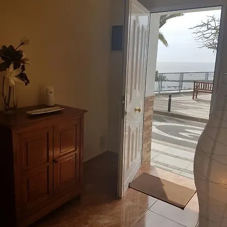 Casa Los Cristianos Oyb *